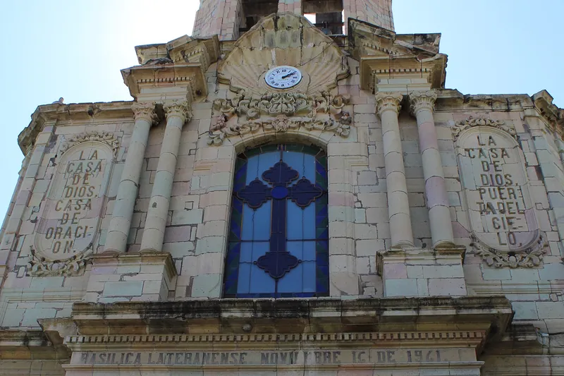 La basílica lateranense de Nuestra Señora de la Asunción