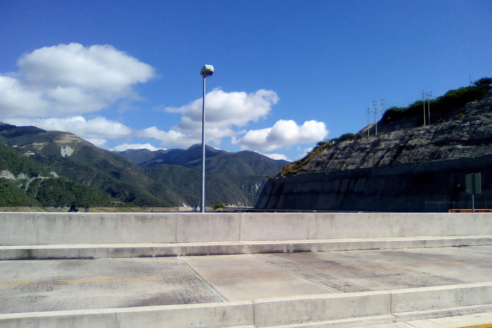 La presa La Yesca, con la cortina más alta de México
