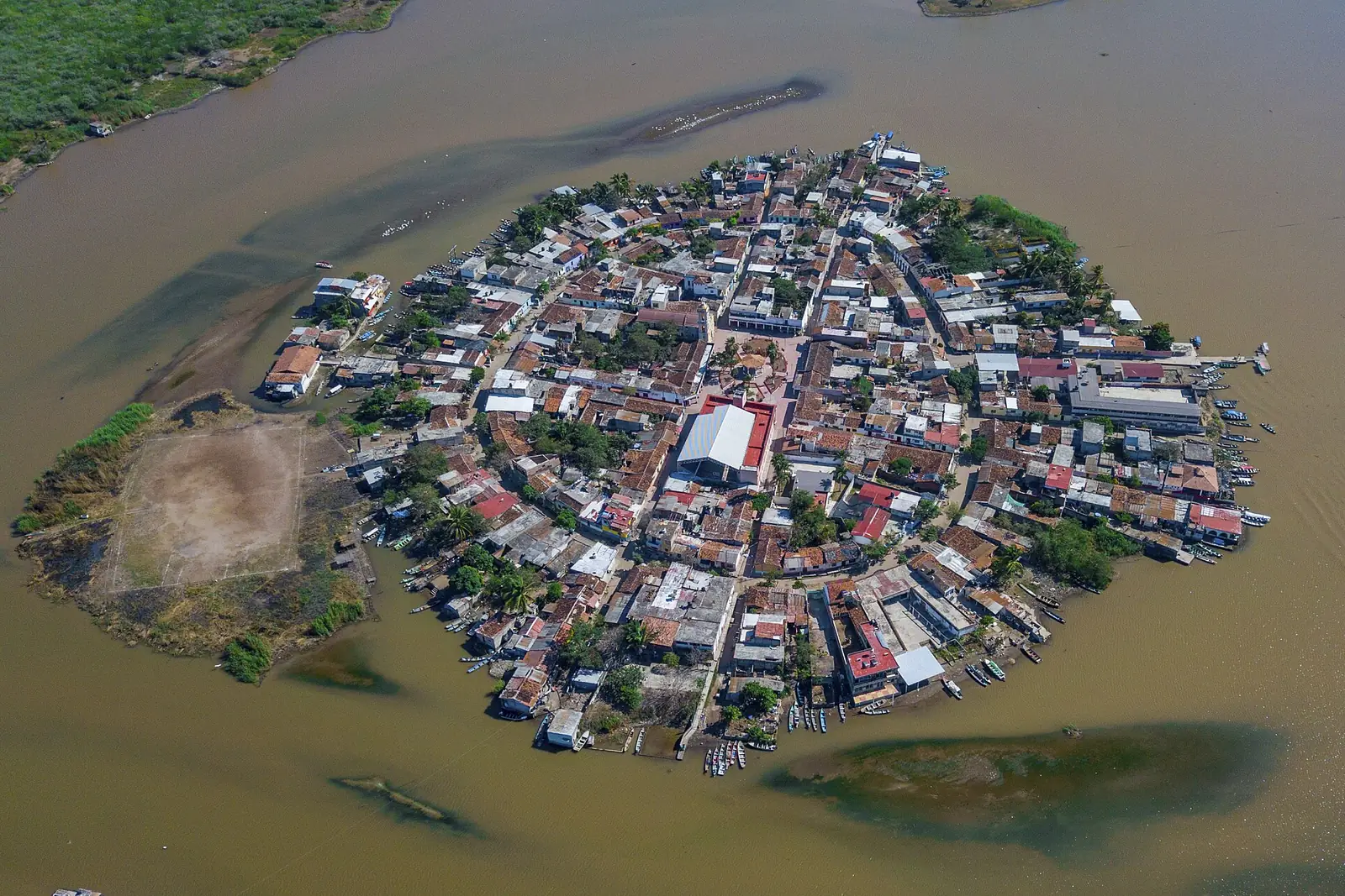 La isla de Mexcaltitán vista desde el aire